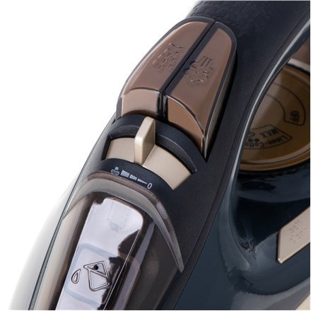 Camry Steam Iron CR 5036 3400 W, Water tank capacity 360 ml, Continuous steam 50 g/min, Black/Gold Camry Steam Iron CR 5036 3400 W, Water tank capacity 360 ml, Continuous steam 50 g/min, Black/Gold