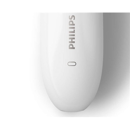 Philips Cordless Shaver BRL136/00 Series 6000 Operating time (max) 40 min, Wet & Dry, NiMH, White/Purple Philips Cordless Shaver BRL136/00 Series 6000 Operating time (max) 40 min, Wet & Dry, NiMH, White/Purple