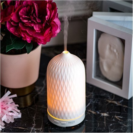 Camry Ultrasonic aroma diffuser 3in1 CR 7970 Ultrasonic, Suitable for rooms up to 25 m², White Camry Ultrasonic aroma diffuser 3in1 CR 7970 Ultrasonic, Suitable for rooms up to 25 m², White