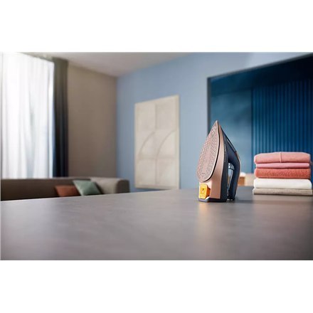 Philips DST8050/20 Azur Steam Iron, 3000 W, Water tank capacity 350 ml, Continuous steam 85 g/min, Blue Philips DST8050/20 Azur Steam Iron, 3000 W, Water tank capacity 350 ml, Continuous steam 85 g/min, Blue
