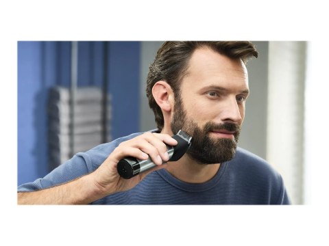 Philips | Beard Trimmer | BT9810/15 | Cordless and corded | Number of length steps 30 | Step precise 0.4 mm | Black/Silver Philips | Beard Trimmer | BT9810/15 | Cordless and corded | Number of length steps 30 | Step precise 0.4 mm | Black/Silver