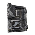 Z790 D | Rodzina procesorów Intel | Gniazdo procesora LGA1700 | DDR4 | Obsługiwane interfejsy dysków twardych SATA, M.2 | Liczba Z790 D | Rodzina procesorów Intel | Gniazdo procesora LGA1700 | DDR4 | Obsługiwane interfejsy dysków twardych SATA, M.2 | Liczba