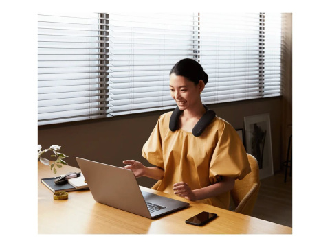 Sony HT-AN7 Bravia Theatre U Wireless Neckband Speaker Sony HT-AN7 Bravia Theatre U Wireless Neckband Speaker
